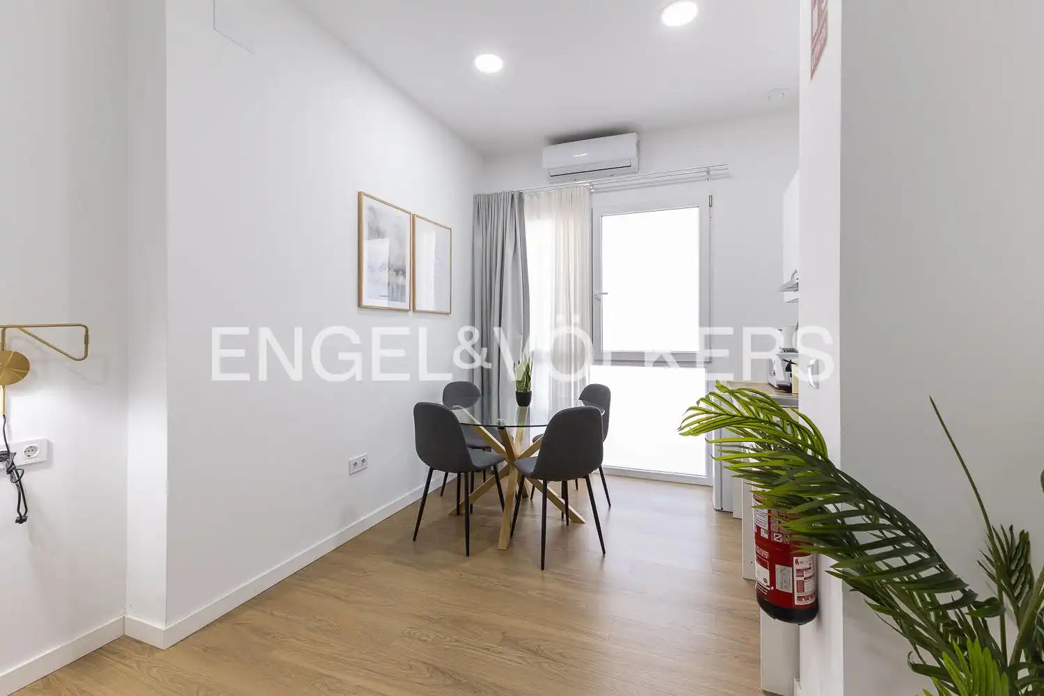 Comedor de Casa o chalet en venta en Valencia con Calefacción