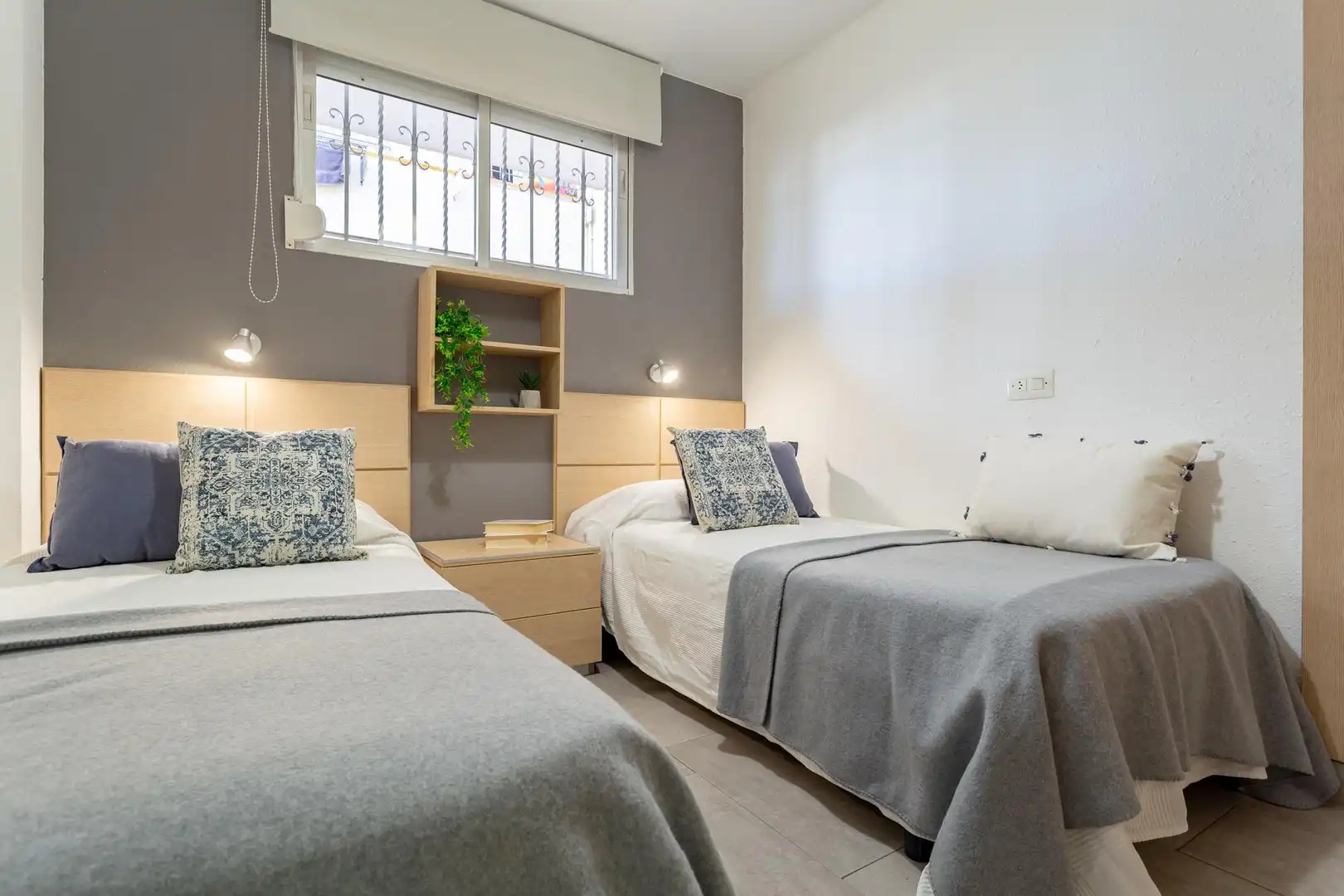 Bedroom of Apartments for sale in Cambrils  with Air Conditioner and Balcony