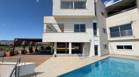 Exclusiva vivienda en El Hornillo