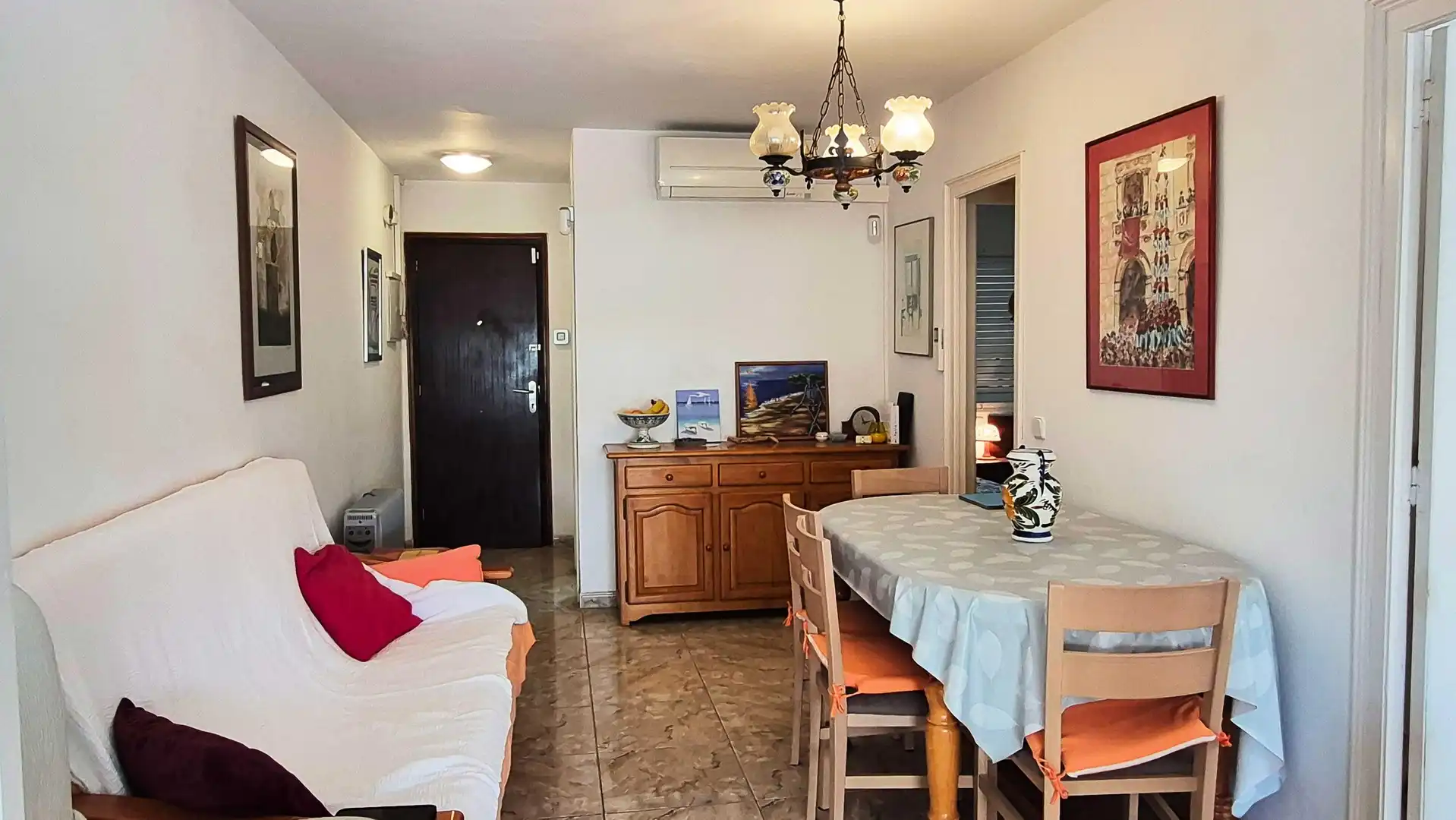 Comedor de Piso en venta en L'Estartit con Terraza y Piscina comunitaria