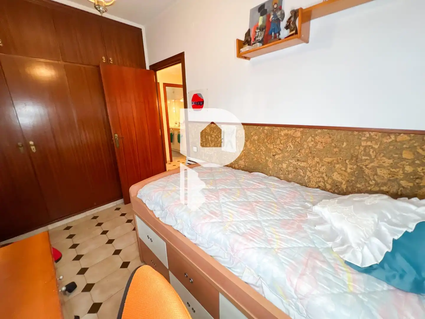 Dormitori de Casa o xalet en venda en Pallejà amb Aire condicionat, Calefacció i Jardí privat