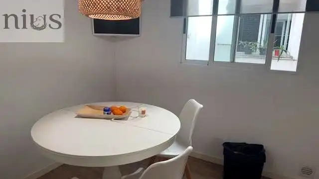 Comedor de Piso de alquiler en Silla con Aire acondicionado y Amueblado