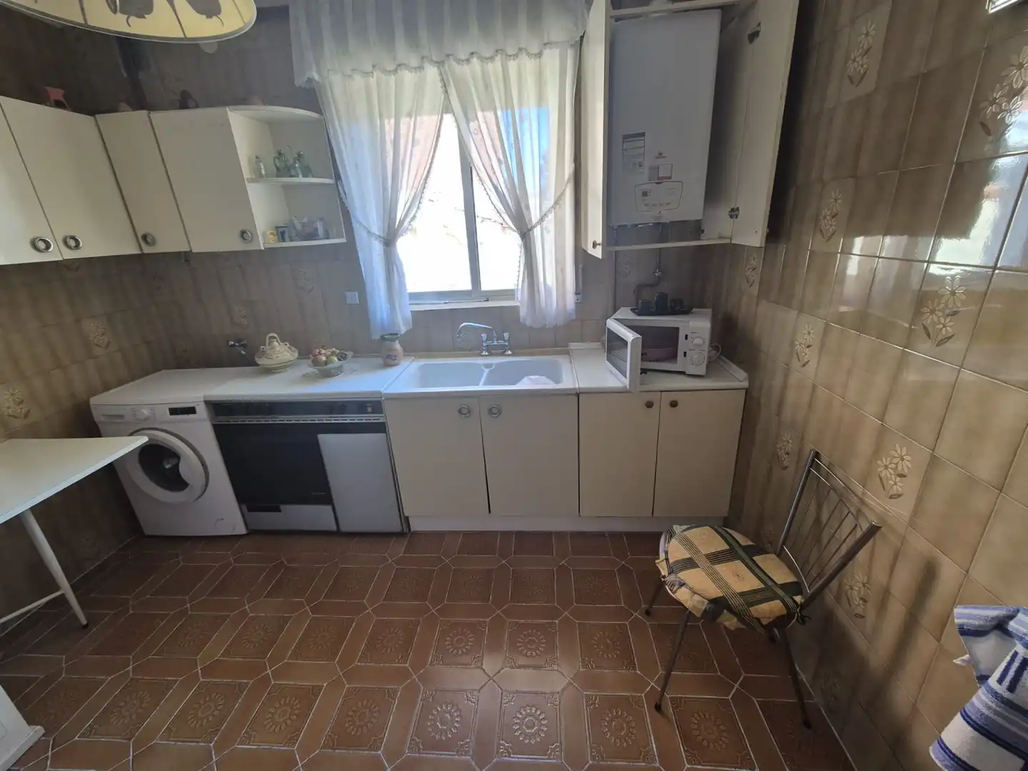 Kitchen of Houses for sale in Palencia  with Private garden and Furnished