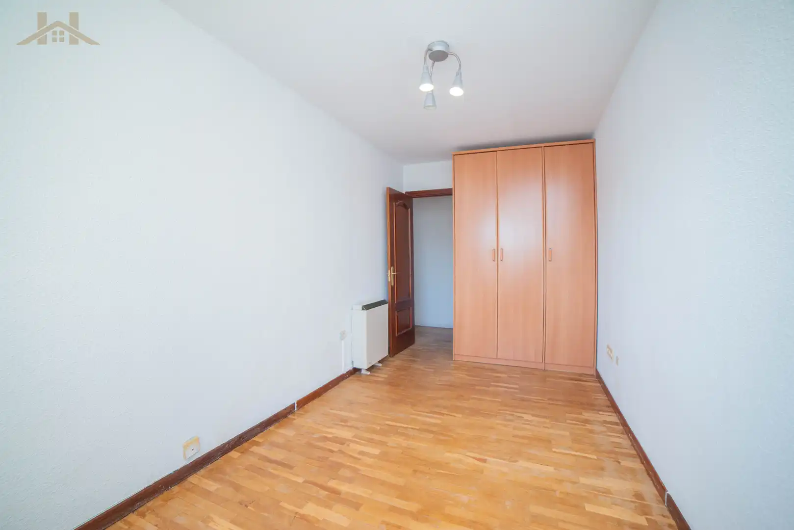 Habitación de Casa o chalet en venta en Rivas-Vaciamadrid con Jardín privado, Trastero y Piscina