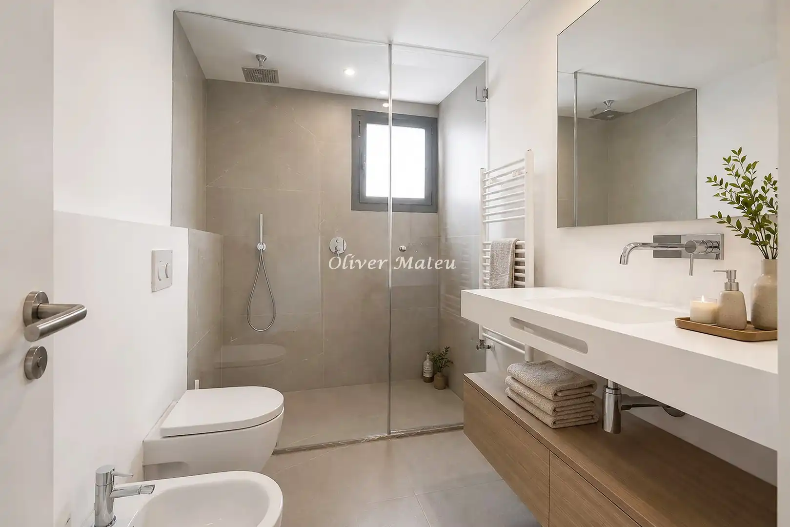 Bathroom of Flat for sale in  Palma de Mallorca  with Air Conditioner, Heating and Parquet flooring
