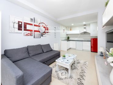 Piso con ascensor en venta en huenes 44