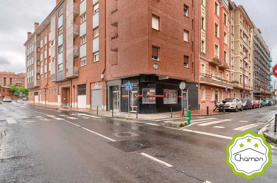 Business premises for sale in Lutxana - Llano