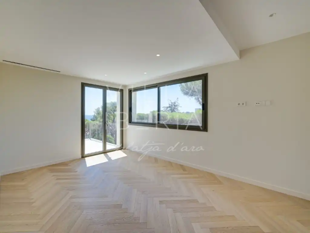 Dormitori de Casa o xalet en venda en Castell d'Aro, Platja d'Aro i s'Agaró amb Aire condicionat, Calefacció i Jardí privat