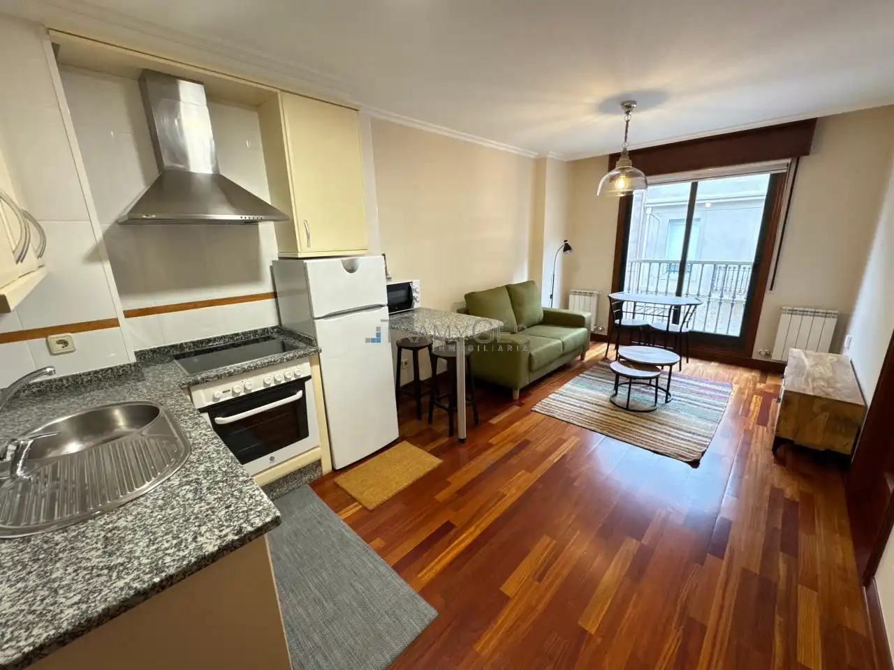Living room of Apartments for rent in Vigo   with Heating, Parquet flooring and Furnished