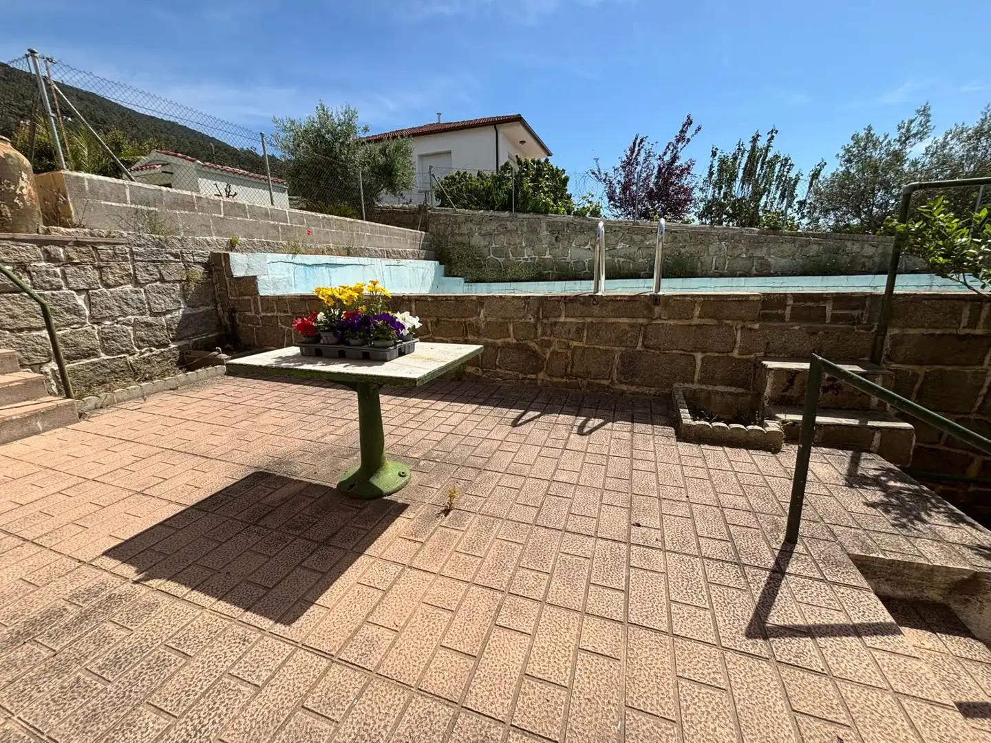 Terrassa de Casa o xalet en venda en El Barraco  amb Calefacció, Jardí privat i Terrassa