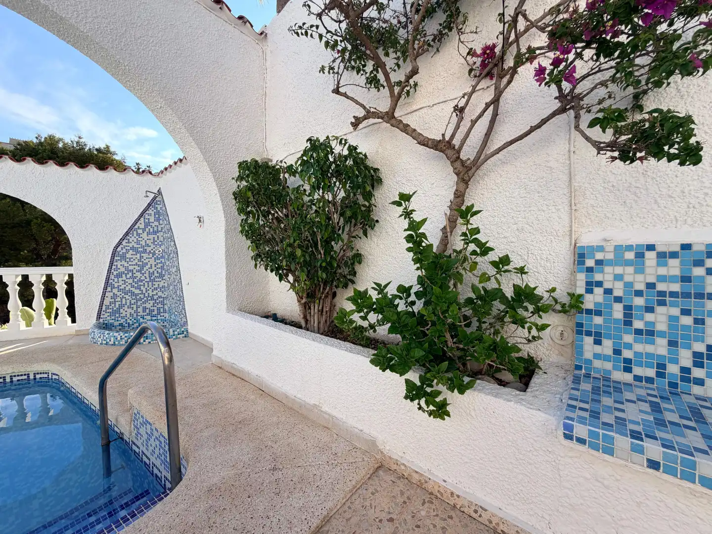 Piscina de Casa o xalet en venda en La Nucia