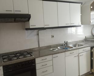 Kitchen of Flat to rent in Porto do Son  with Furnished