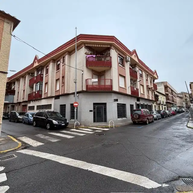 Local comercial en venta en Avenida de Valdepeñas