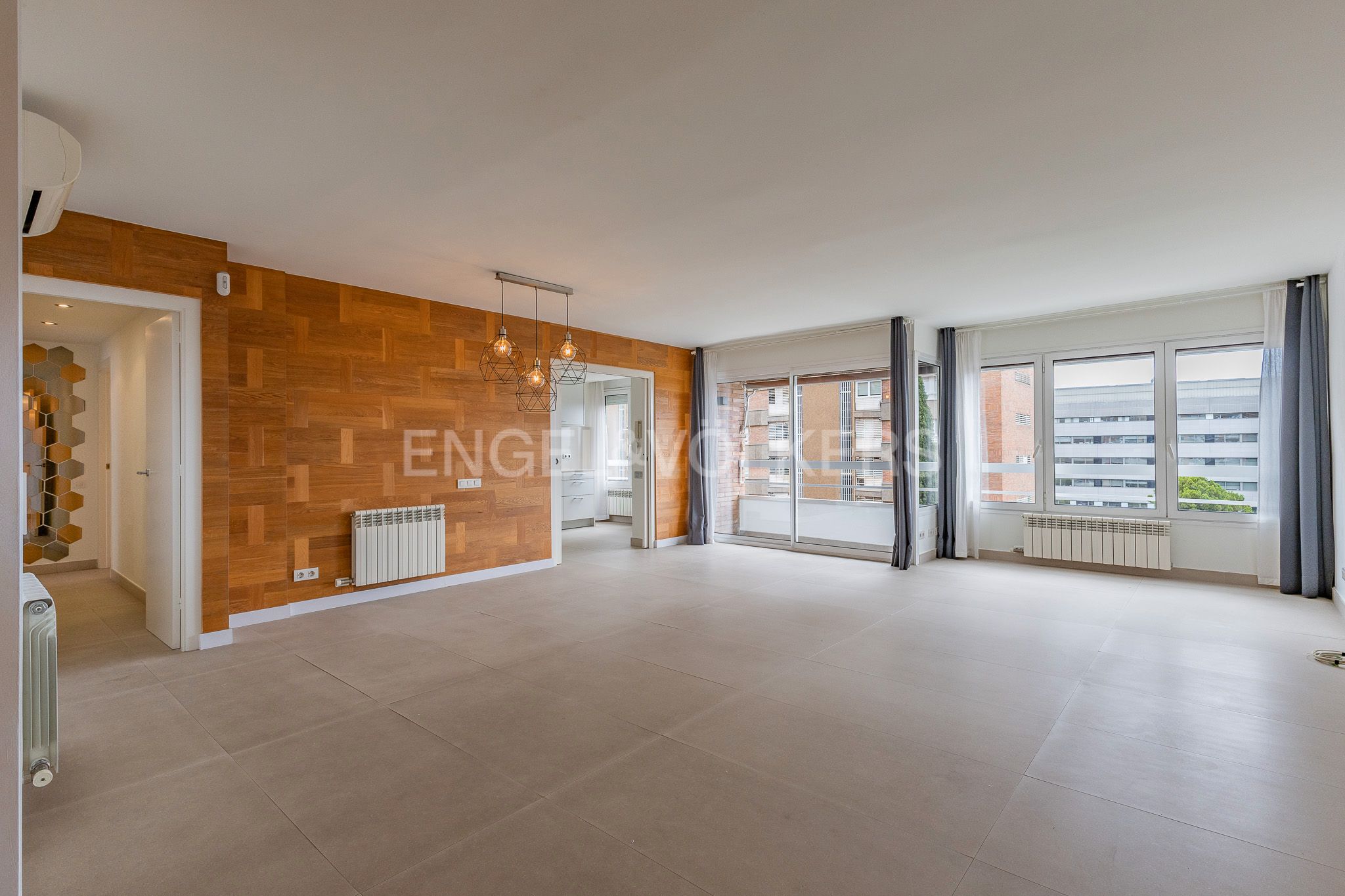 Living room of Apartment to rent in  Barcelona Capital  with Air Conditioner, Heating and Parquet flooring