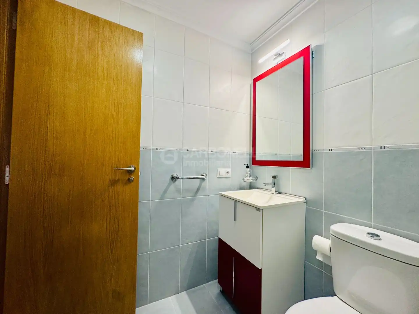 Baño de Piso en venta en Alcoy / Alcoi con Aire acondicionado, Calefacción y Trastero