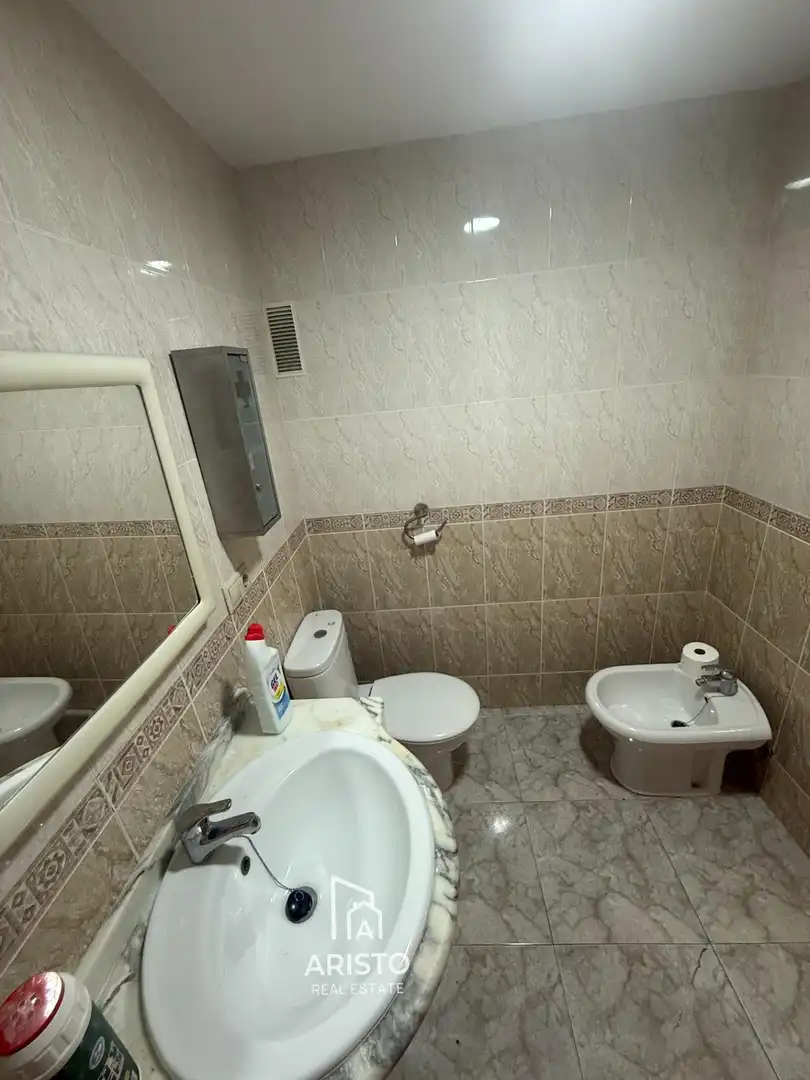 Badezimmer von Wohnung zum Verkauf in Manises
