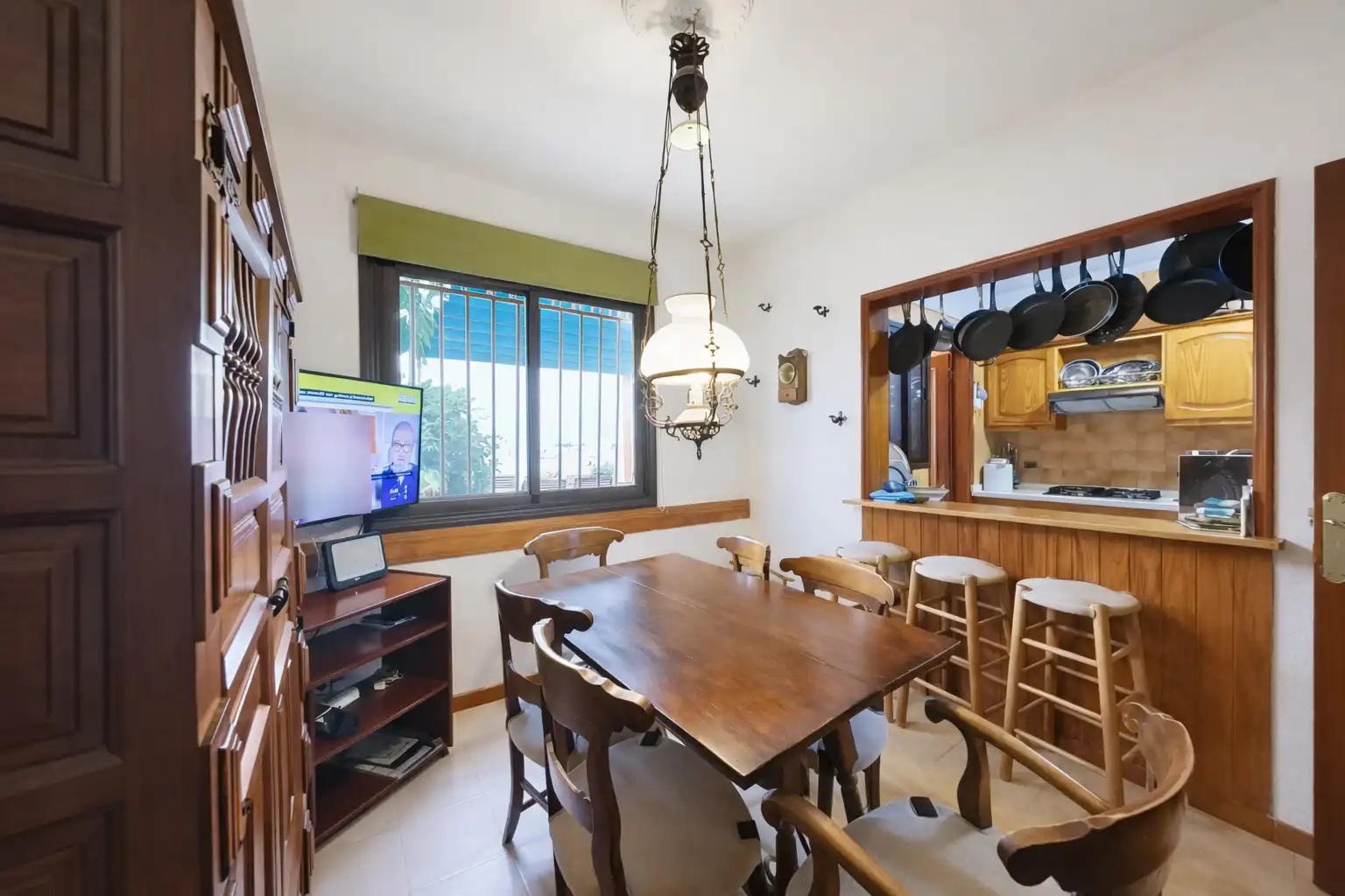 Esszimmer von Einfamilien-Reihenhaus zum Verkauf in Adeje mit Privatgarten, Terrasse und Möbliert