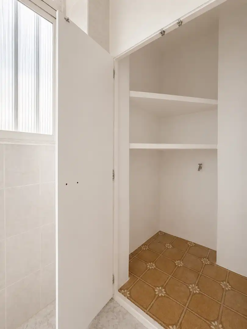 Wohnungen zum Verkauf in Estepona mit Terrasse und Balkon