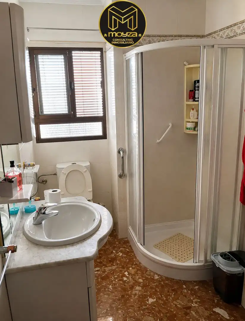 Baño de Casa o chalet en venta en Baena con Aire acondicionado, Calefacción y Terraza