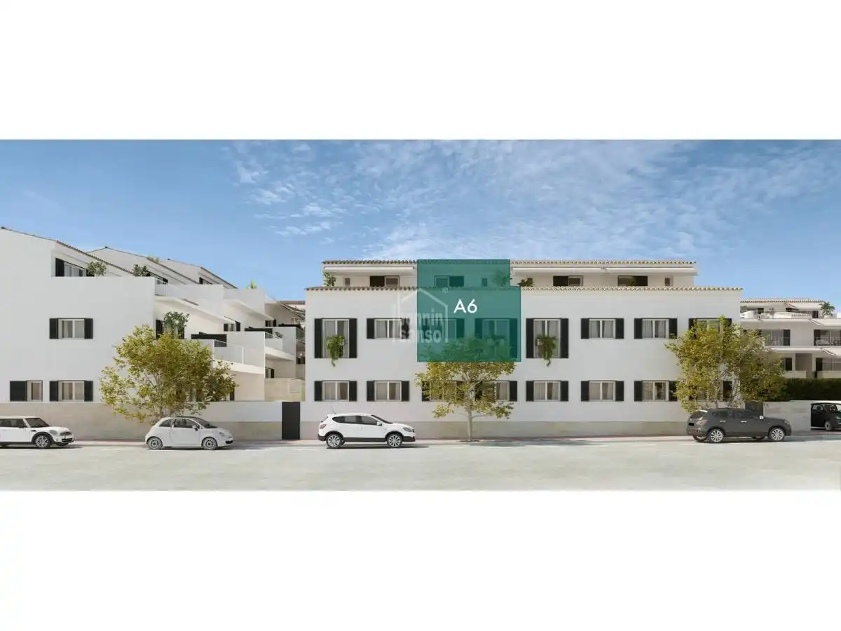 Vista exterior de Apartament en venda en Es Mercadal amb Jardí privat, Terrassa i Piscina