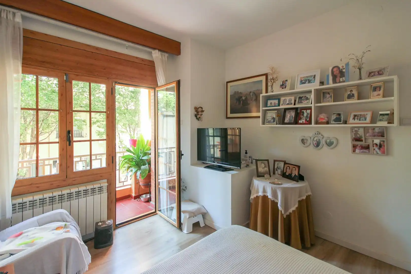 Habitación de Ático en venta en Cerdanyola del Vallès con Aire acondicionado, Calefacción y Jardín privado