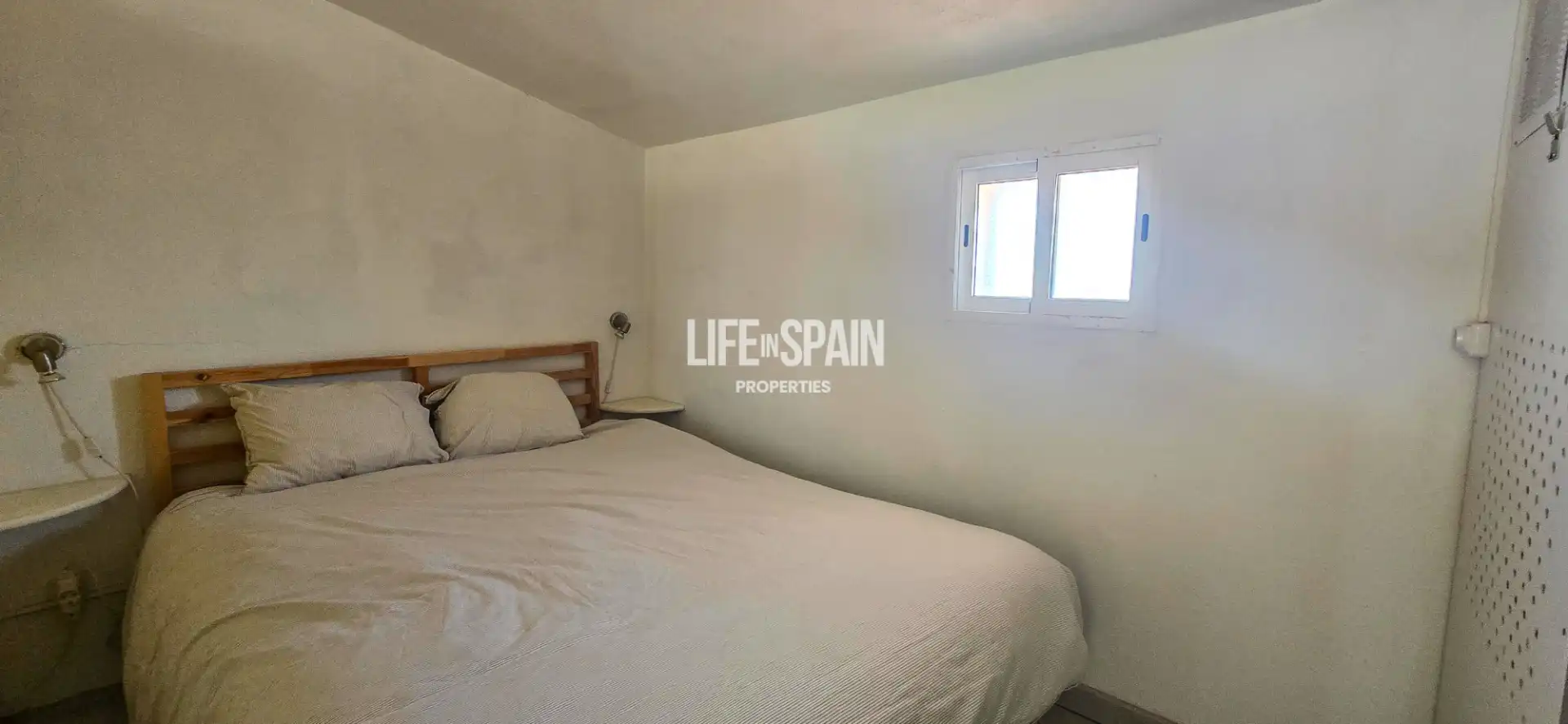 Country house with pool for sale in Camarles, imagen 54