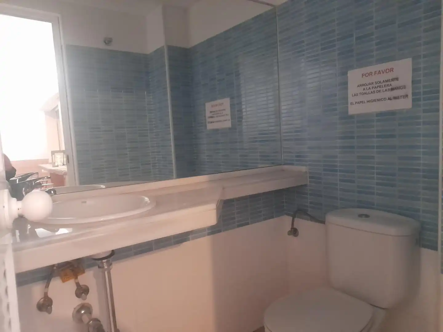 Badezimmer von Geschaftsraum zum Verkauf in Cádiz