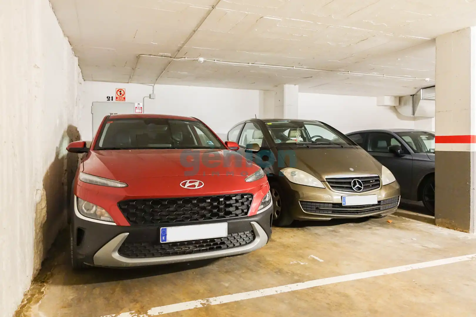 Parking de Piso en venta en Girona con Aire acondicionado, Calefacción y Trastero