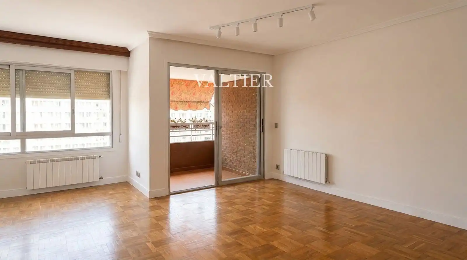 Appartement avec ascenseur à louer à Orense