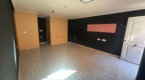 Foto 4 de Casa adosada de lloguer a Calle Salvador Dalí, Redován, Alicante