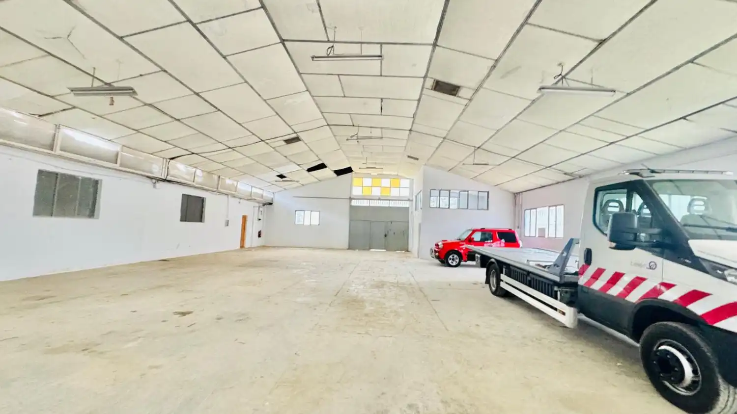 Nave industrial en venta en Cox, imagen 4
