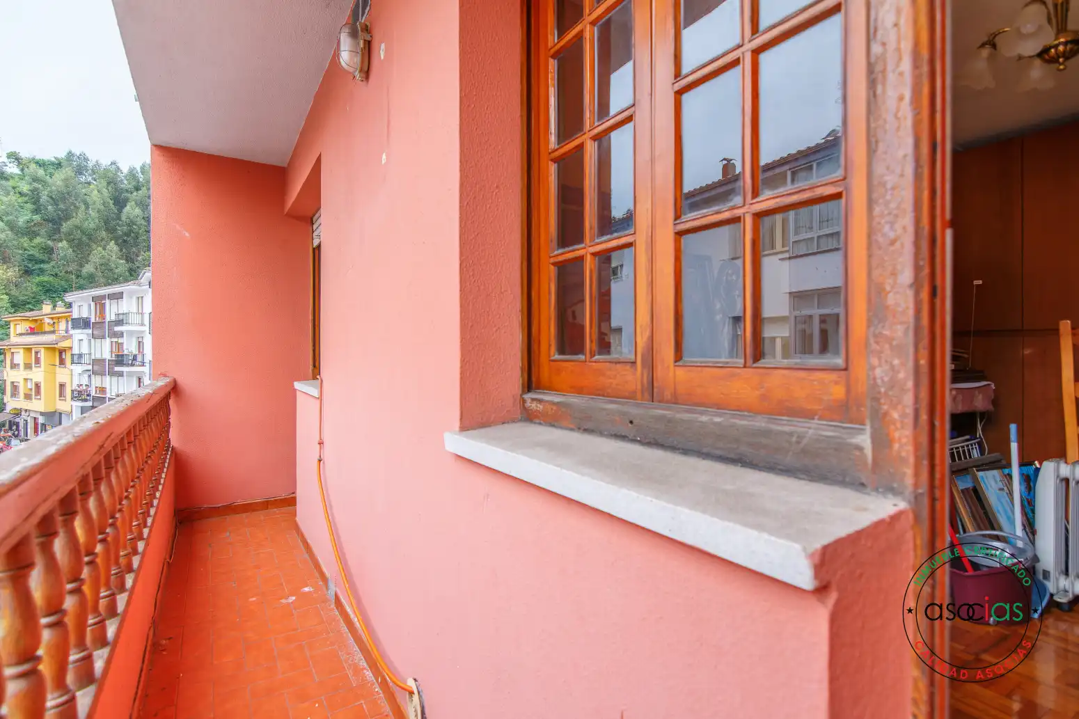 Terrassa de Pis en venda en Cudillero amb Calefacció, Parquet i Moblat