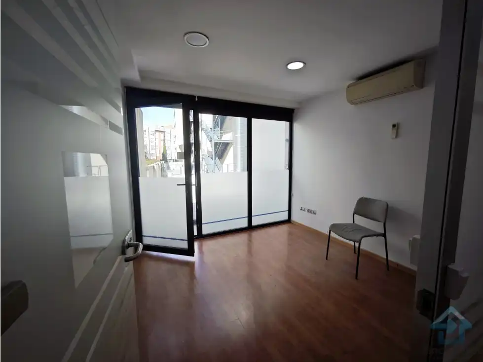 Büro mit Aufzug zum Verkauf in San Blas, imagen 21