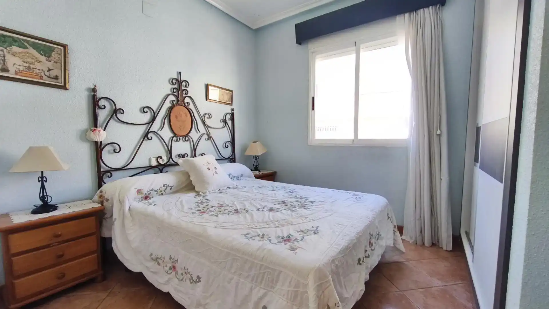 Dormitori de Casa adosada en venda en Santa Pola amb Aire condicionat i Balcó