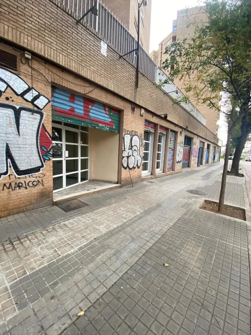 Vista exterior de Oficina en venta en Valencia