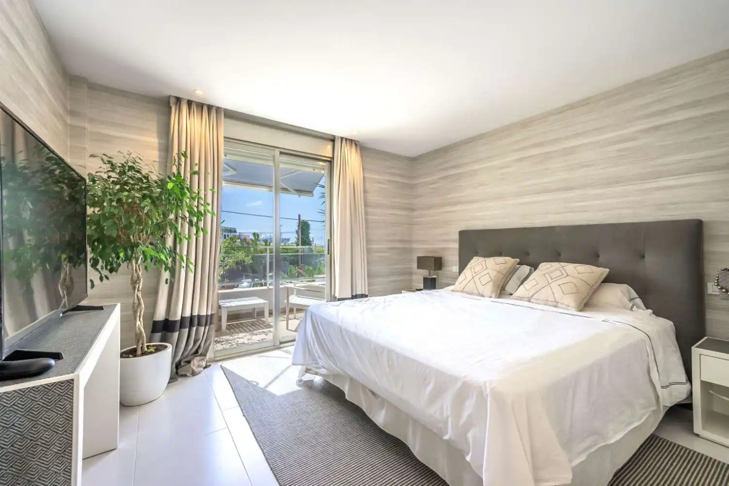 Bedroom of Detached homes for sale in Eivissa  with Air Conditioner, Heating and Terrace