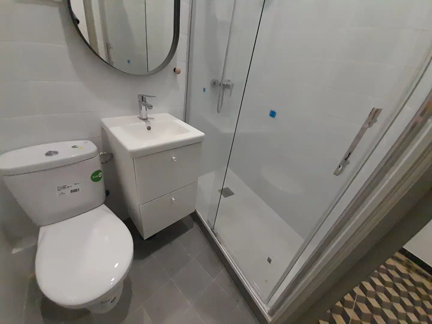 Bany de Pis de lloguer en Madrid amb Balcó