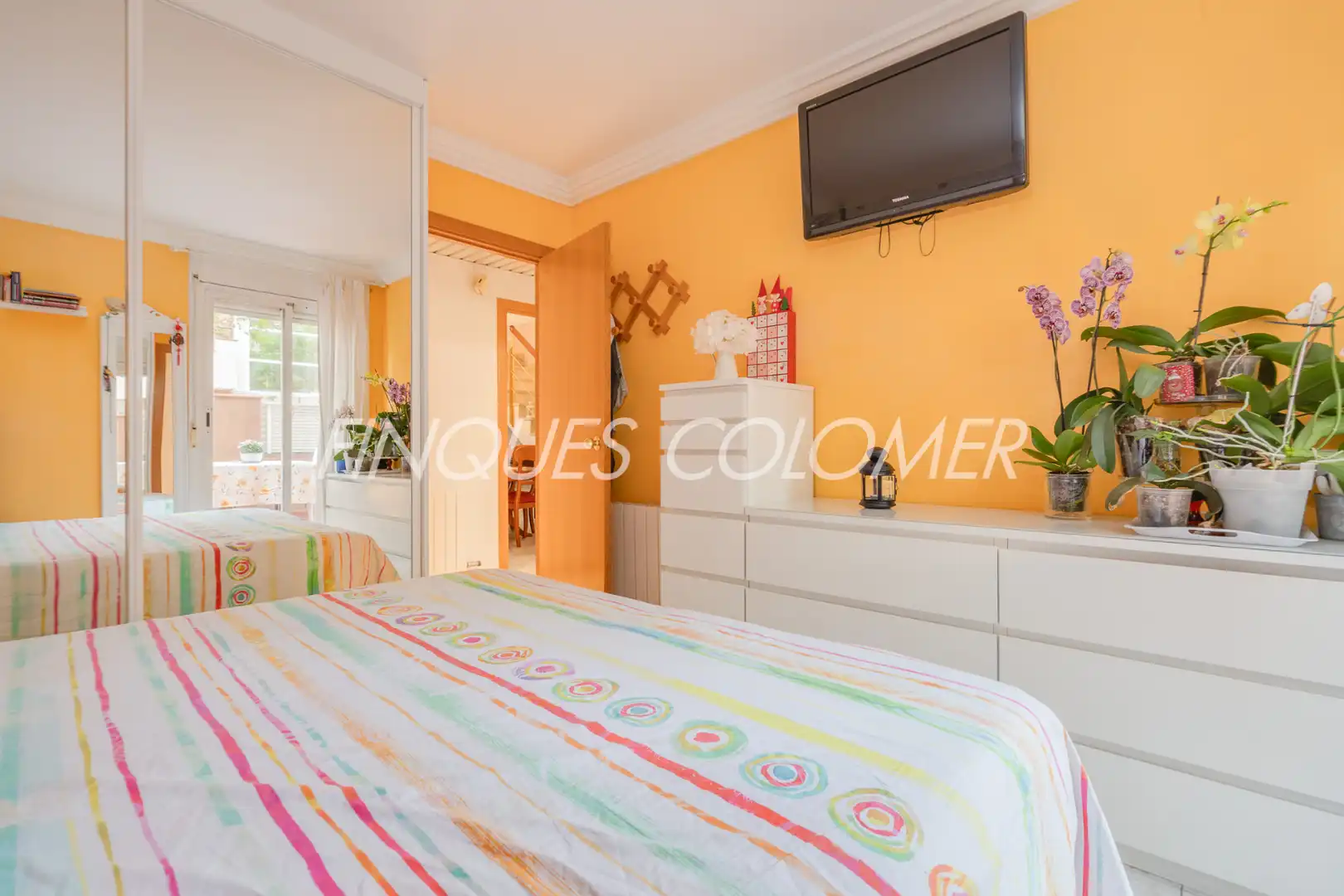 Habitación de Dúplex en venta en Rubí con Aire acondicionado, Calefacción y Jardín privado