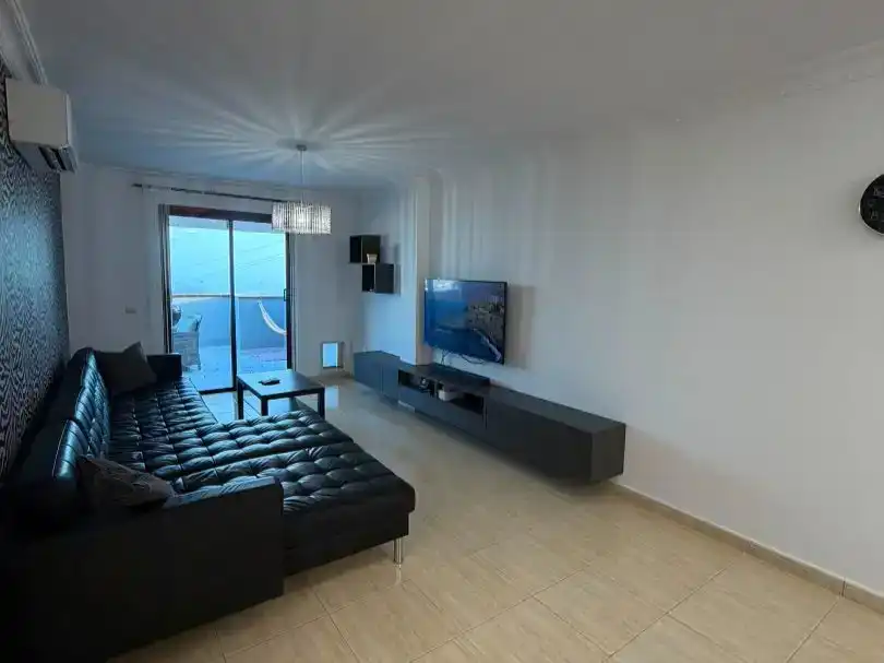 Sala d'estar de Pis en venda en Arona amb Aire condicionat