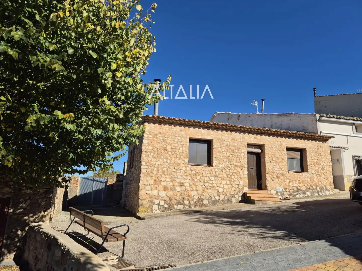 Vista exterior de Casa o xalet en venda en Chumillas amb Calefacció i Jardí privat