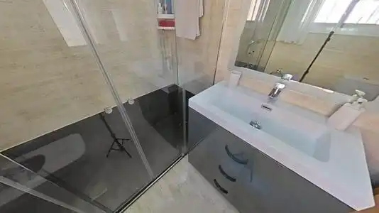 Baño de Casa o chalet en venta en Santa Perpètua de Mogoda con Aire acondicionado, Calefacción y Jardín privado