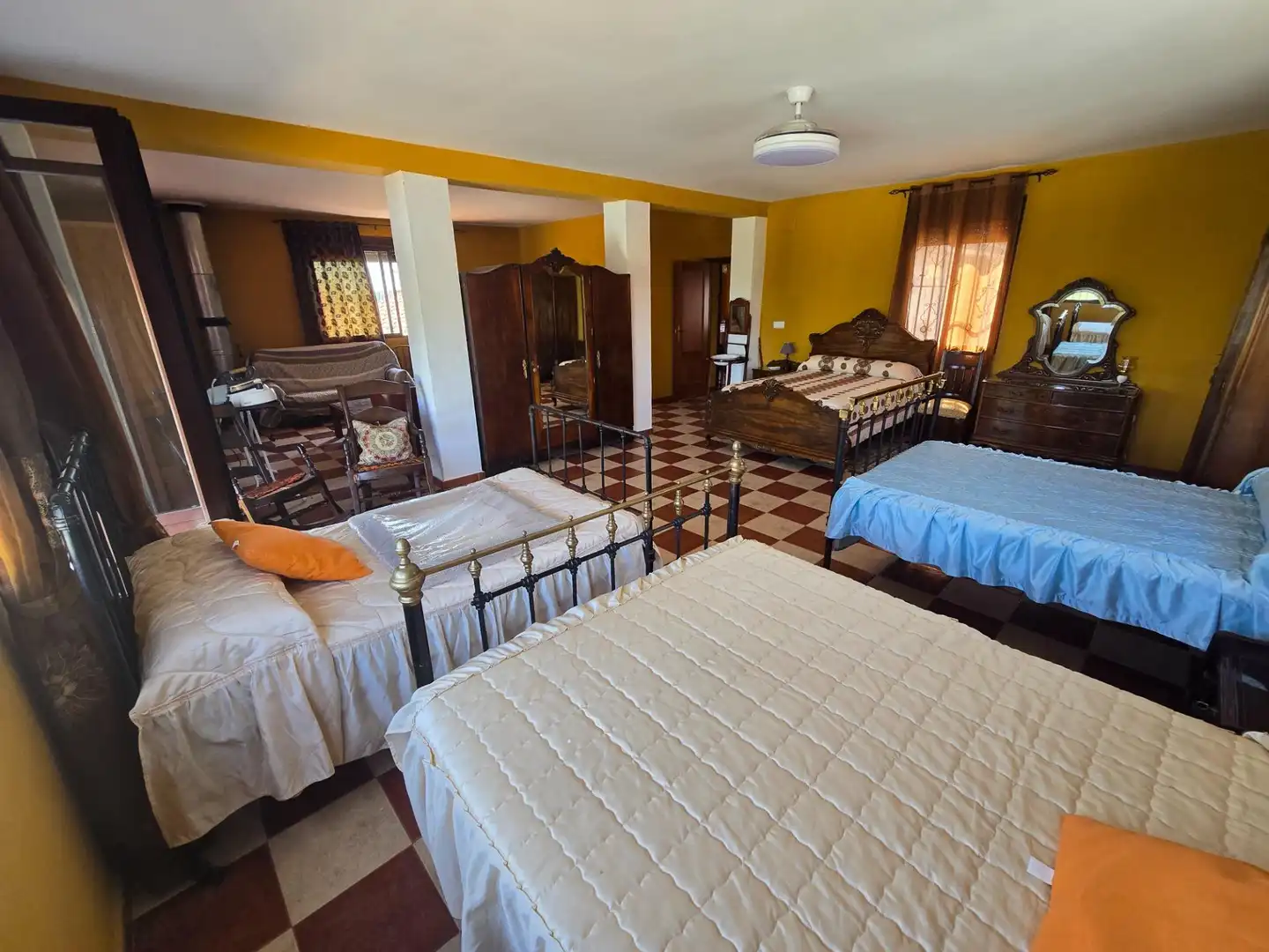 Habitación de Casa o chalet en venta en Aguilar de la Frontera con Aire acondicionado, Jardín privado y Trastero