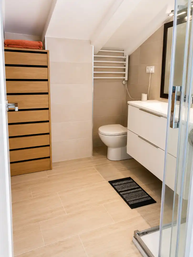 Bany de Casa o xalet de lloguer en Santander amb Calefacció, Terrassa i Traster