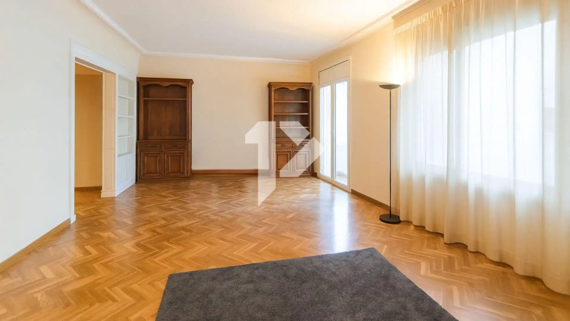 Piso con terraza en venta en Calle de Teodora Lamadrid, imagen 3