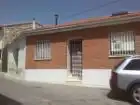Vista exterior de Casa o xalet en venda en Mazuecos amb Calefacció i Moblat