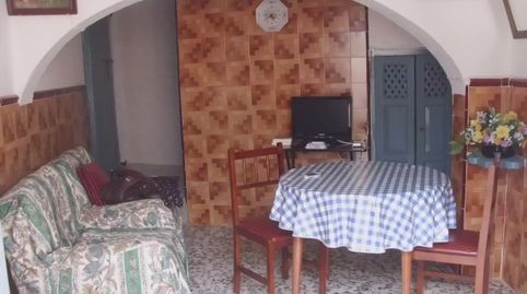 Foto 2 de Casa adosada en venta en Calle Arrabal, 5, Albalá, Cáceres
