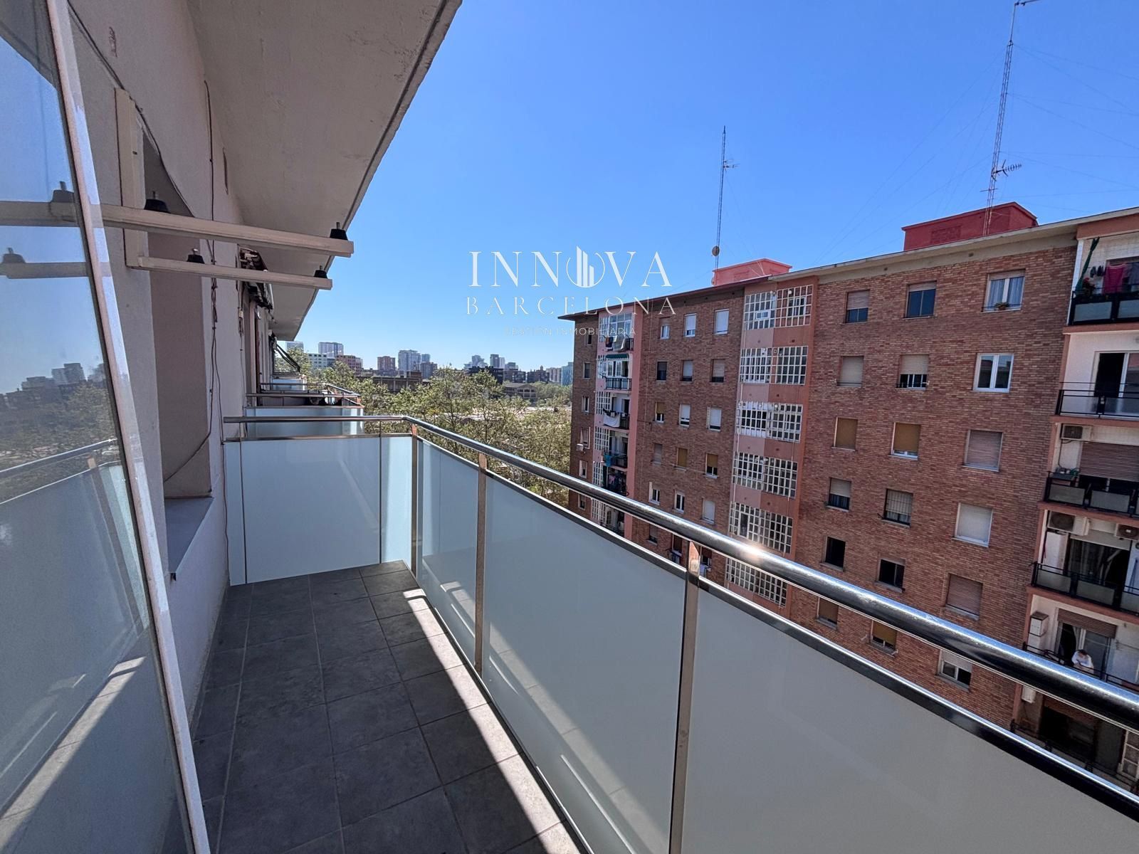 Terrassa de Pis en venda en  Barcelona Capital amb Terrassa i Balcó