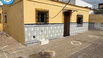 Exterior view of House or chalet for sale in Sanlúcar de Barrameda