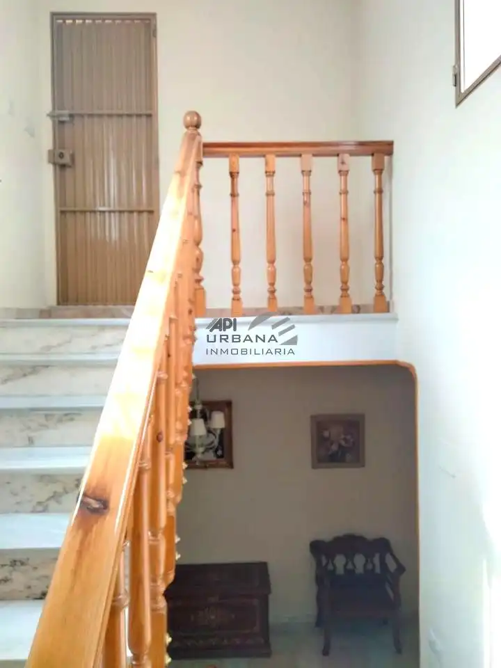 Casa o chalet en venta en Lucena con Aire acondicionado, Terraza y Trastero