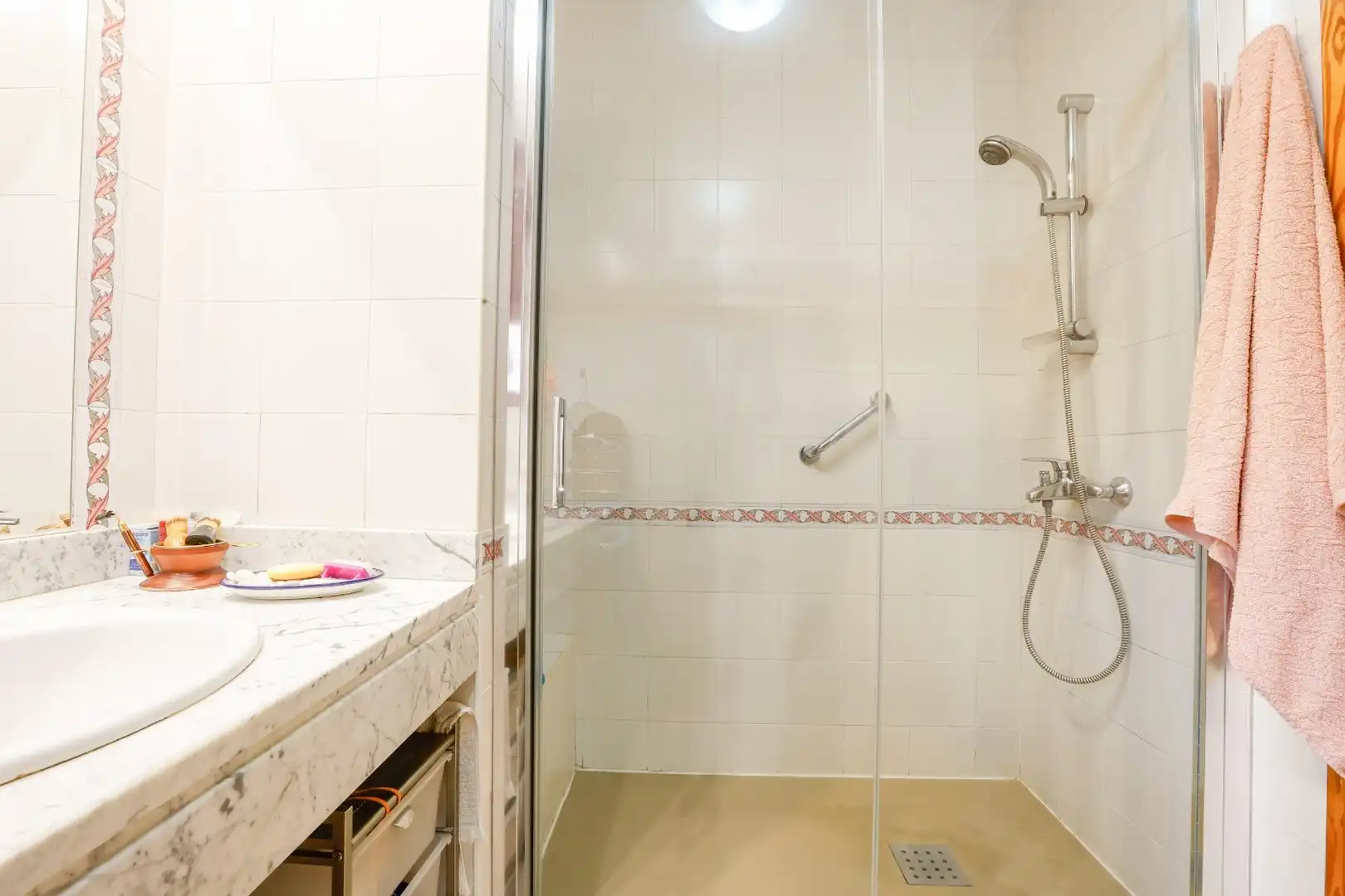 Baño de Casa o chalet en venta en Valdemoro con Calefacción, Jardín privado y Terraza